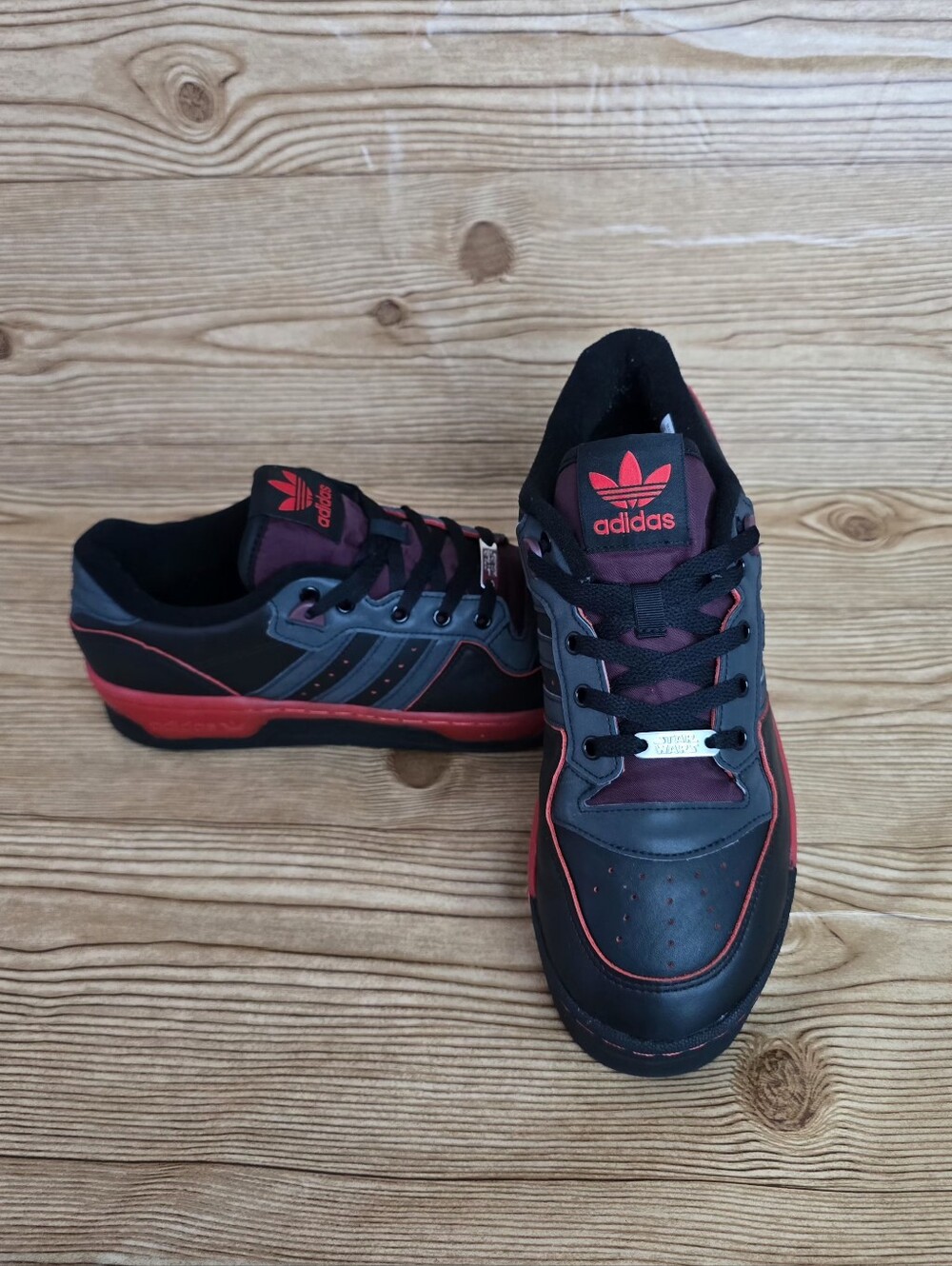 Adidas Rivalry Low Star Wars - Picture 3 of 9